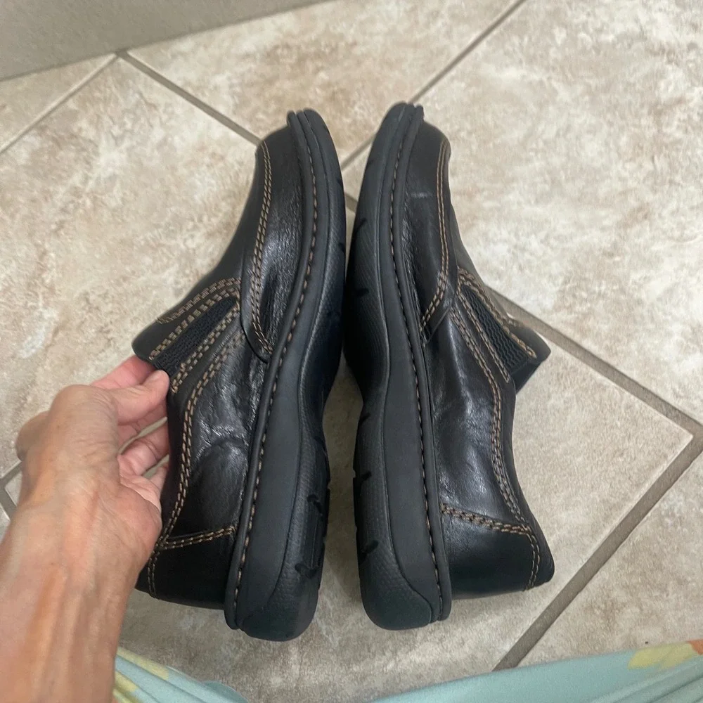 Born Mens Blast Iii Black Leather Slip On Loafers Moc Toe Shoes  Size 8M used 1x